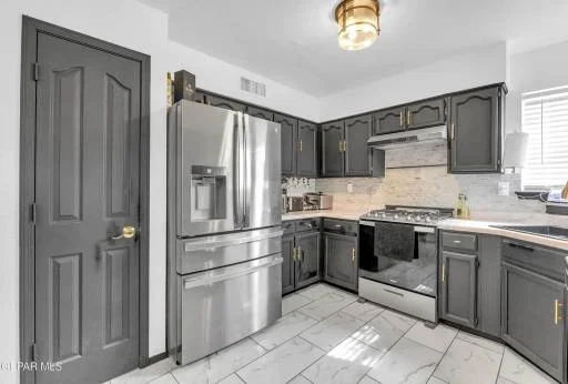 1449 MISSY YVETTE Drive 2