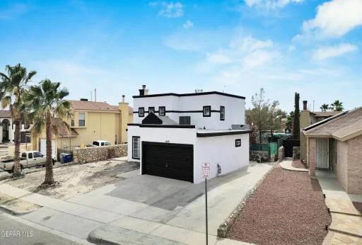 1449 MISSY YVETTE Drive 37