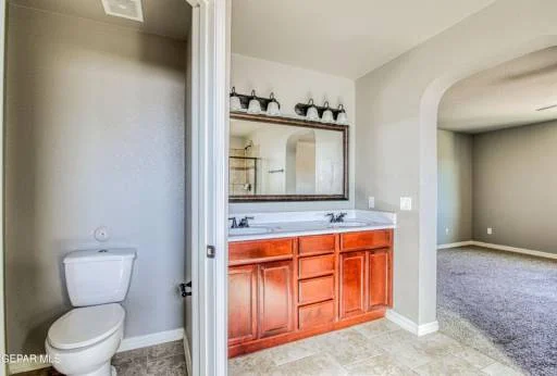 14549 Shady River 1