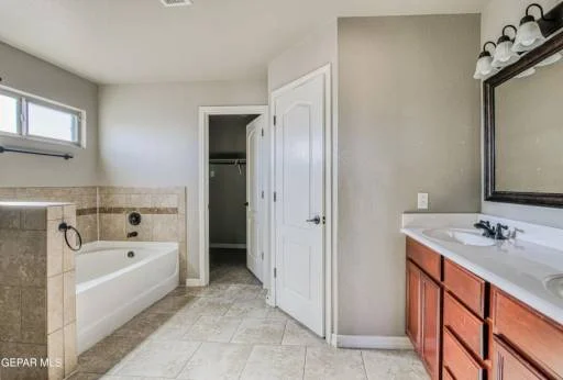 14549 Shady River 25