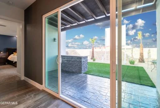 14624 Tierra Dock Court 18
