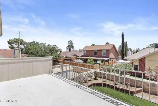 1470 GENE TORRES Drive 2