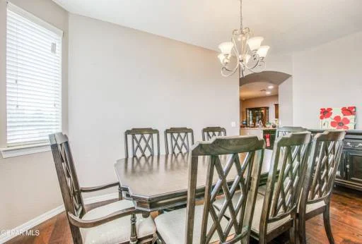 14701 HUNTERS GROVE Avenue 14