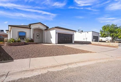 14725 Canyon Breeze Lane 24