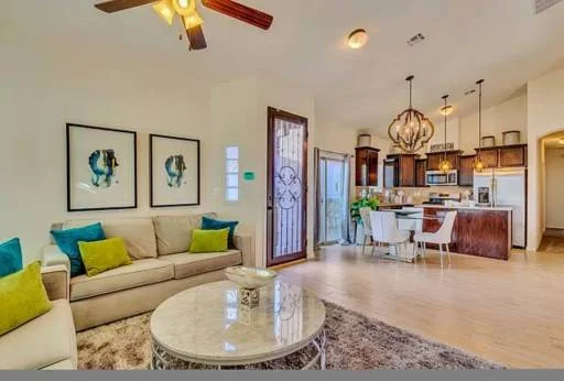 14761 MIKE A MENDOZA Avenue 16