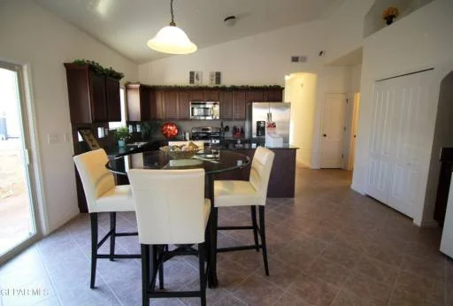 14765 MIKE A MENDOZA Avenue 15