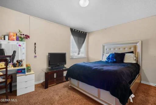 13210 Emerald Glen Street 33