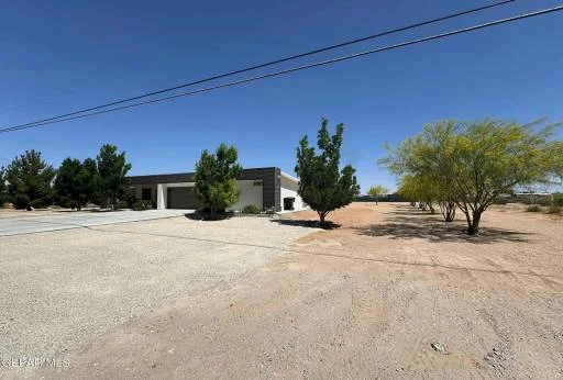 14767 Calhoun Drive 16