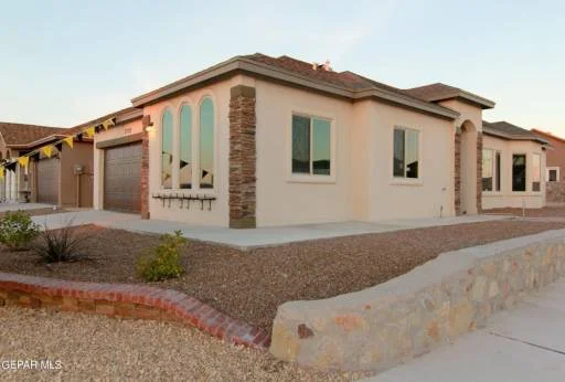 14769 MIKE A MENDOZA Avenue 3