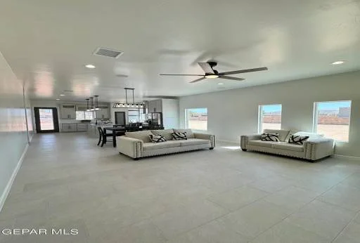 14911 Hinojos Avenue 2
