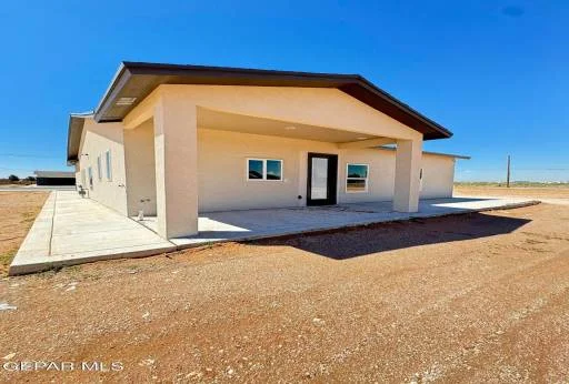 14911 Hinojos Avenue 12