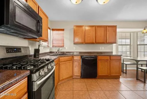 1492 Dunlin Pl Place 27