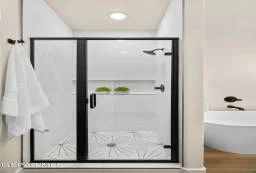 Cover Home 4