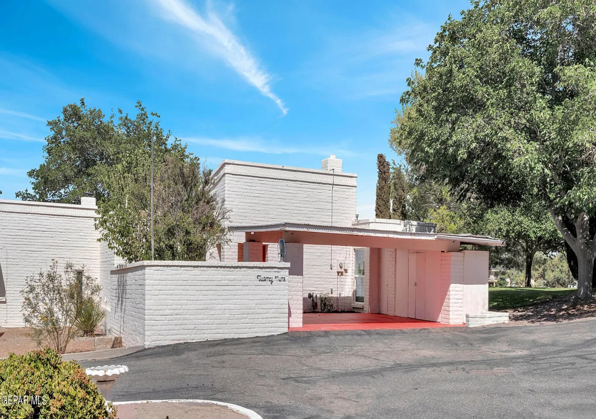 Horizon Country Club Townhomes