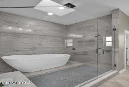 Cover Home 8