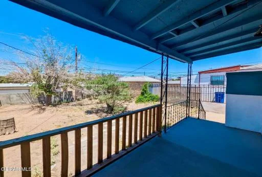 1505 Howze Street 10
