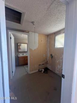 Cover Home