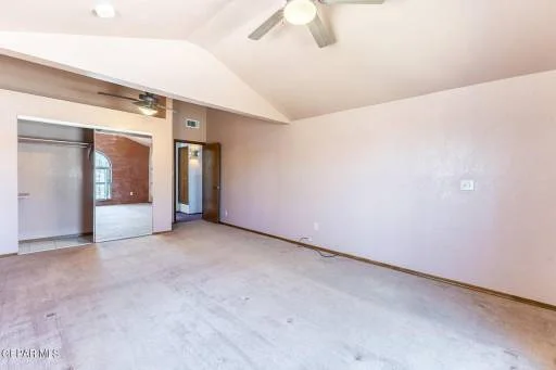 2204 ROBERT WYNN Street 4