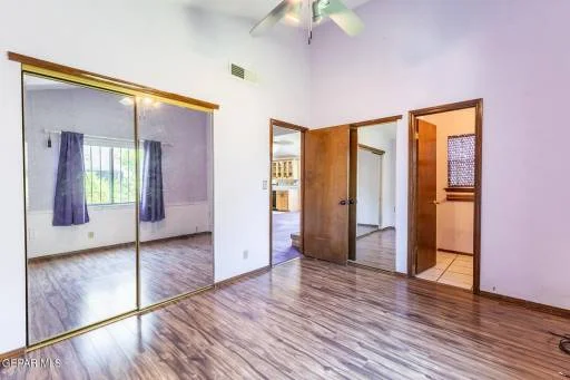 2204 ROBERT WYNN Street 6