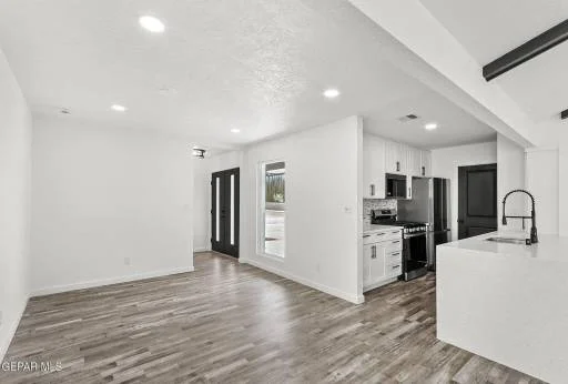 2216 Lee Elder Drive 23