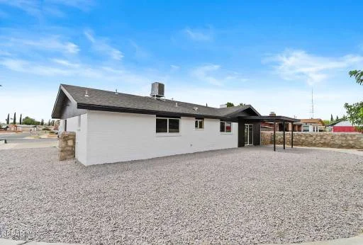 2216 Lee Elder Drive 5