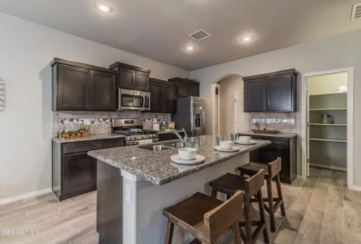 2241 SMALL MOUNTAIN Place 2