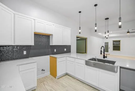 228 Emerald Rock Place 9