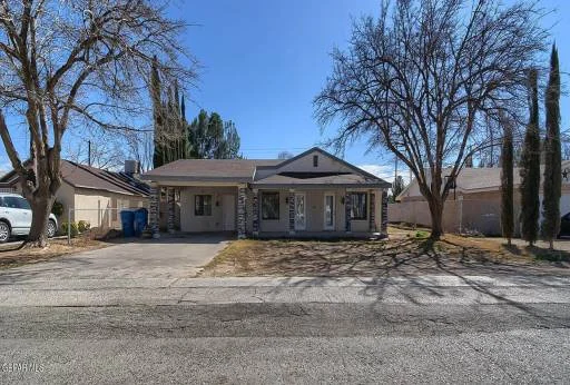 232 McKinney Street 17