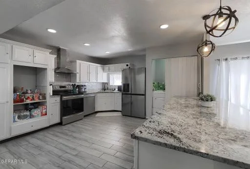 232 McKinney Street 19