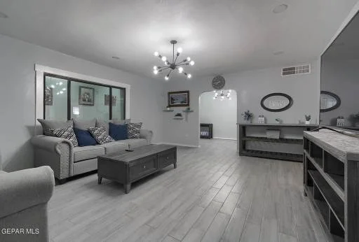 232 McKinney Street 21