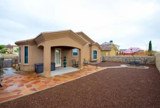 2325 HONEY COMB Place 14