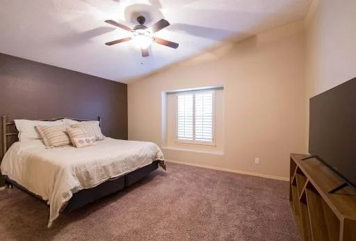 2325 HONEY COMB Place 10
