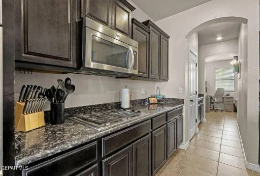 2360 Eastern Sky Street 10