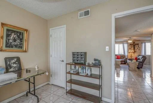 2429 Juliette Low Drive 9