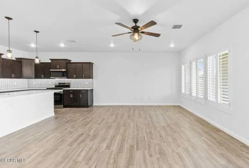 2512 Mike Price Drive 7