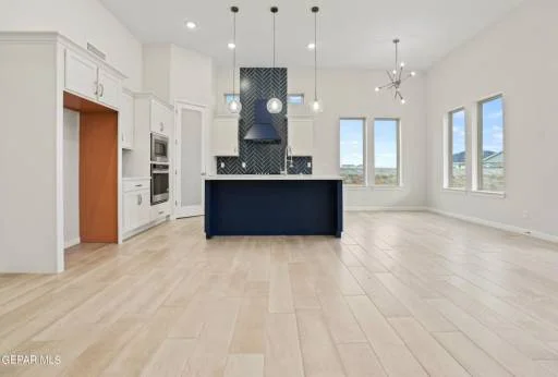 2516 SAMMY CERVANTES Street 10