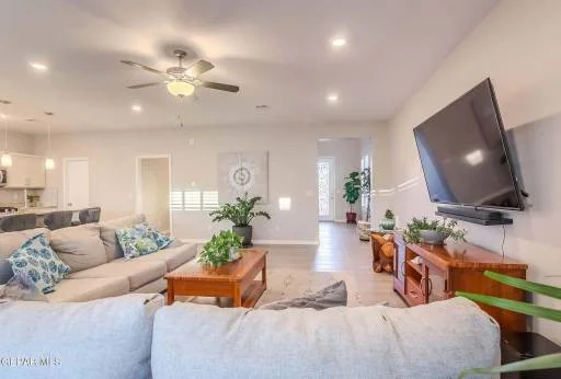 261 Emerald Sun Drive 8
