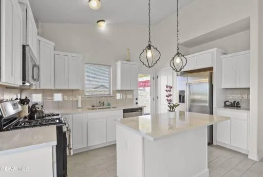 265 Adamtowne Drive 12
