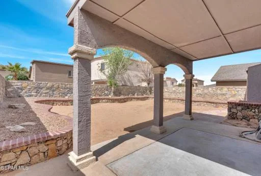 2885 MAGIC ROCK Drive 31
