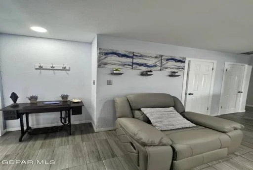 301 GRAMBLING Court 16