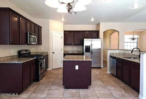 3041 Lookout Point Drive 6