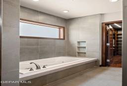 Cover Home