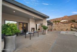 Cover Home