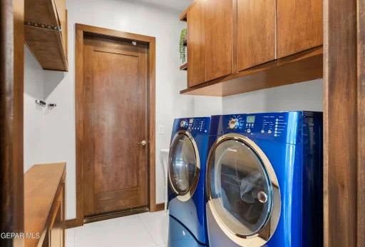 308 SILVER STAR Drive 2