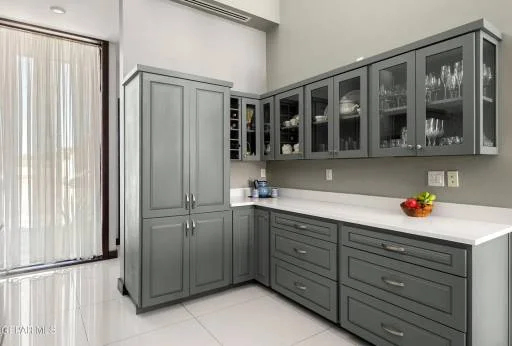 308 SILVER STAR Drive 11