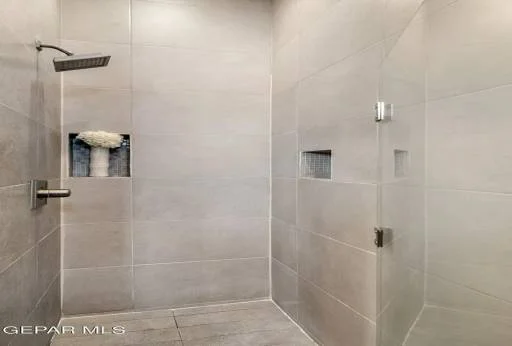 308 SILVER STAR Drive 14