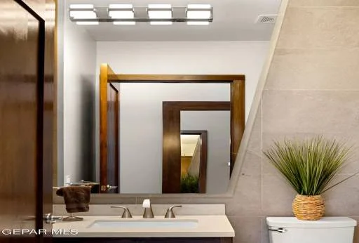 308 SILVER STAR Drive 18