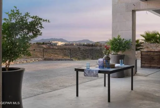 308 SILVER STAR Drive 22