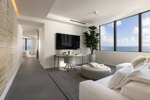 Residnece B South Unit 16B 1