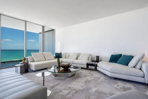 Residnece B South Unit 16B 18